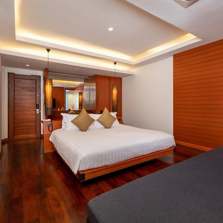 La Flora Resort Patong Екстер'єр фото