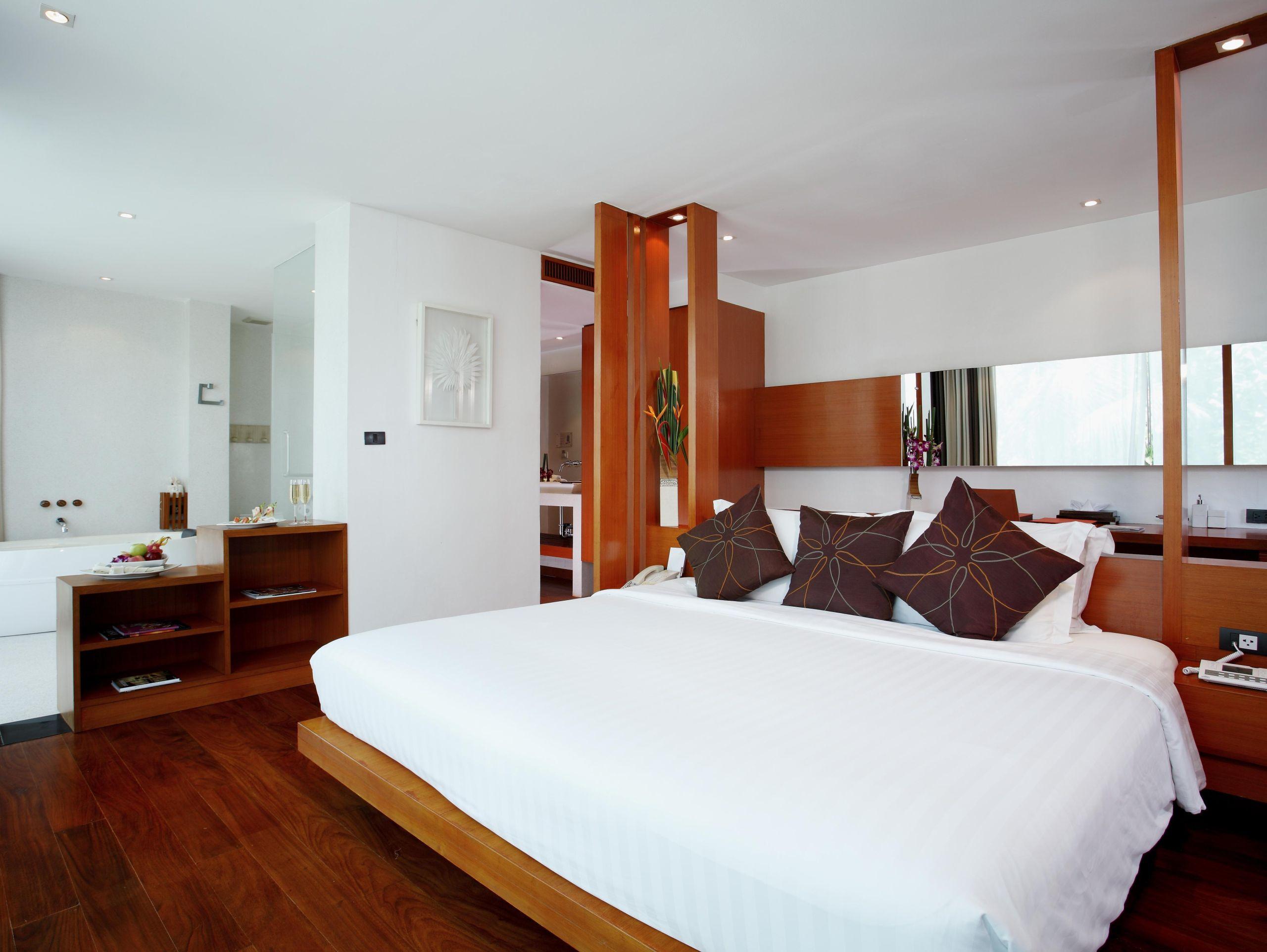 La Flora Resort Patong Екстер'єр фото