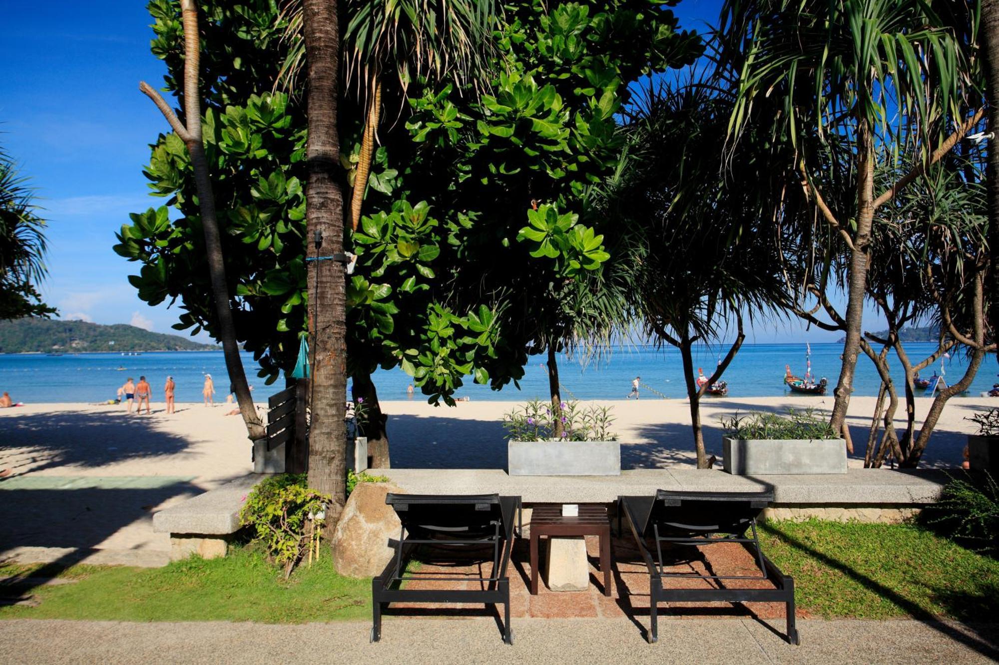 La Flora Resort Patong Екстер'єр фото
