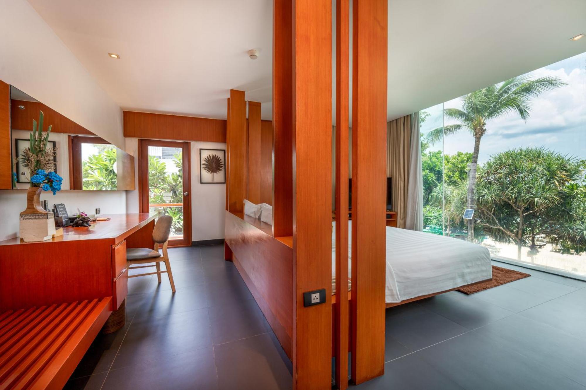 La Flora Resort Patong Екстер'єр фото