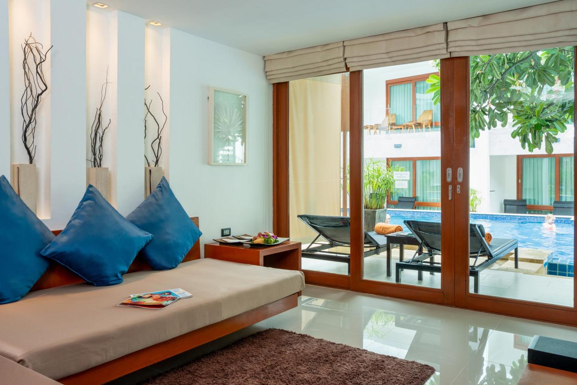 La Flora Resort Patong Екстер'єр фото