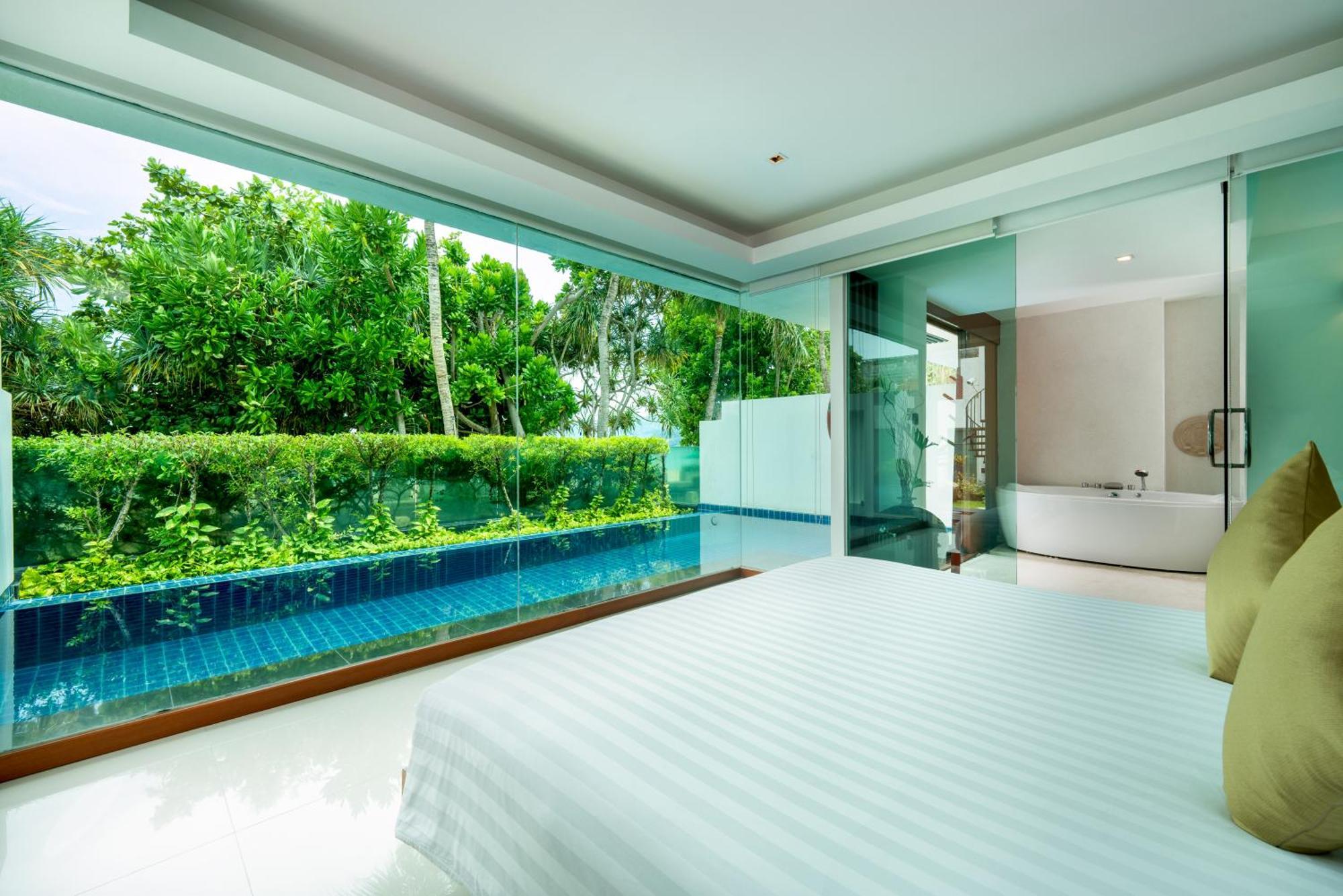 La Flora Resort Patong Екстер'єр фото