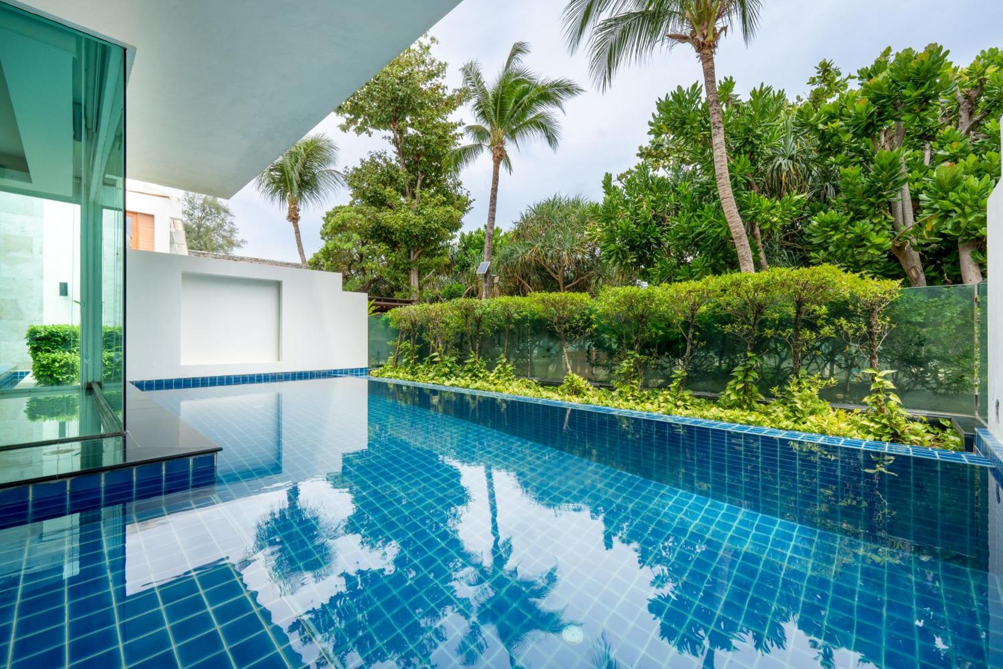 La Flora Resort Patong Екстер'єр фото