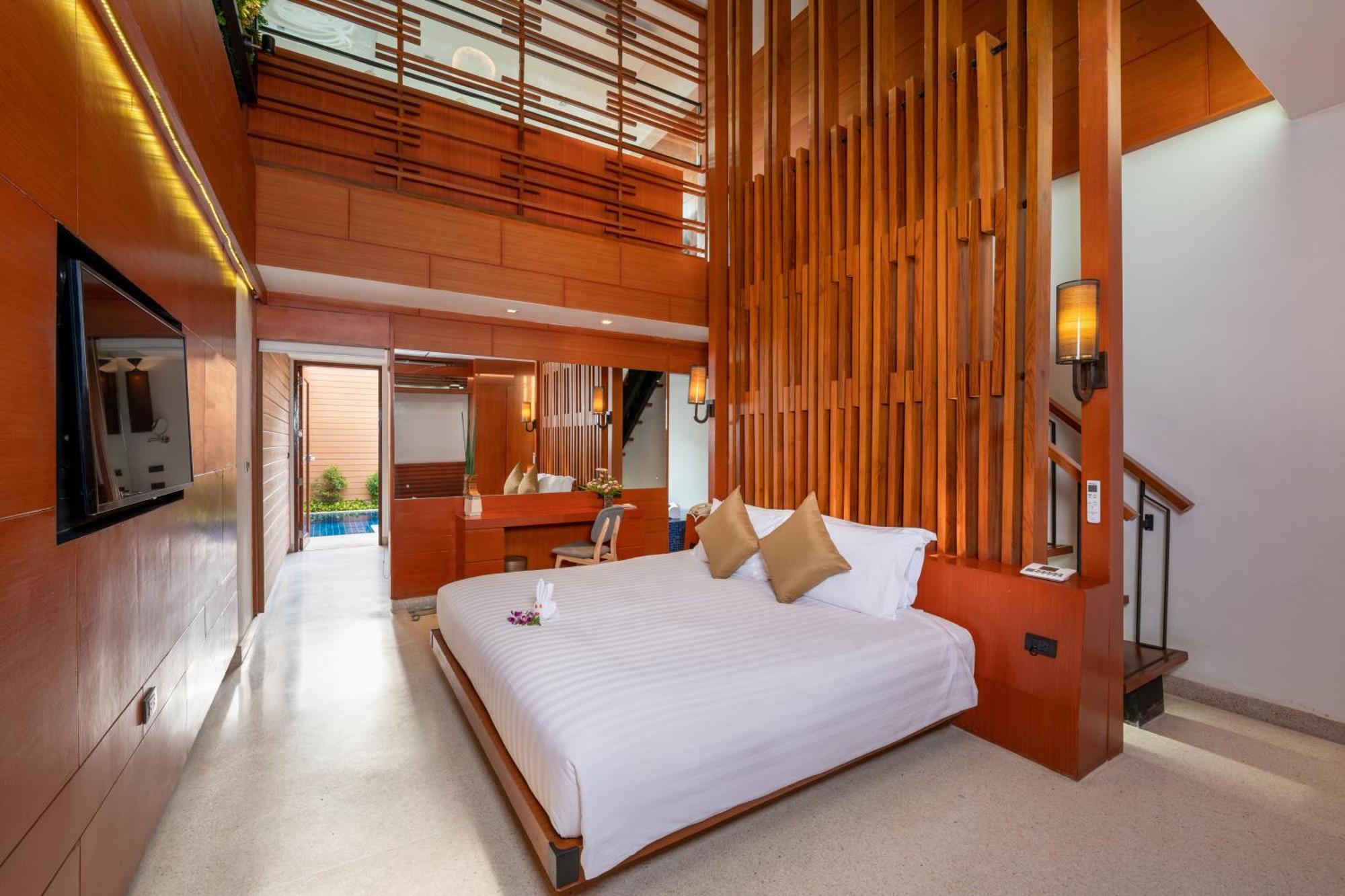 La Flora Resort Patong Екстер'єр фото