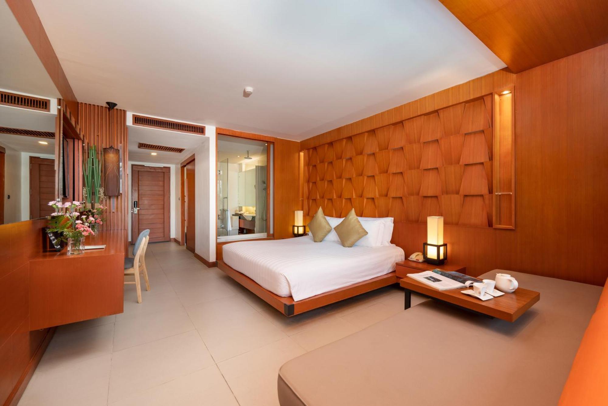 La Flora Resort Patong Екстер'єр фото